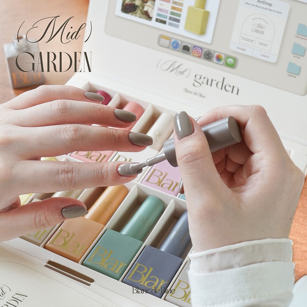 (Mid) garden Collection