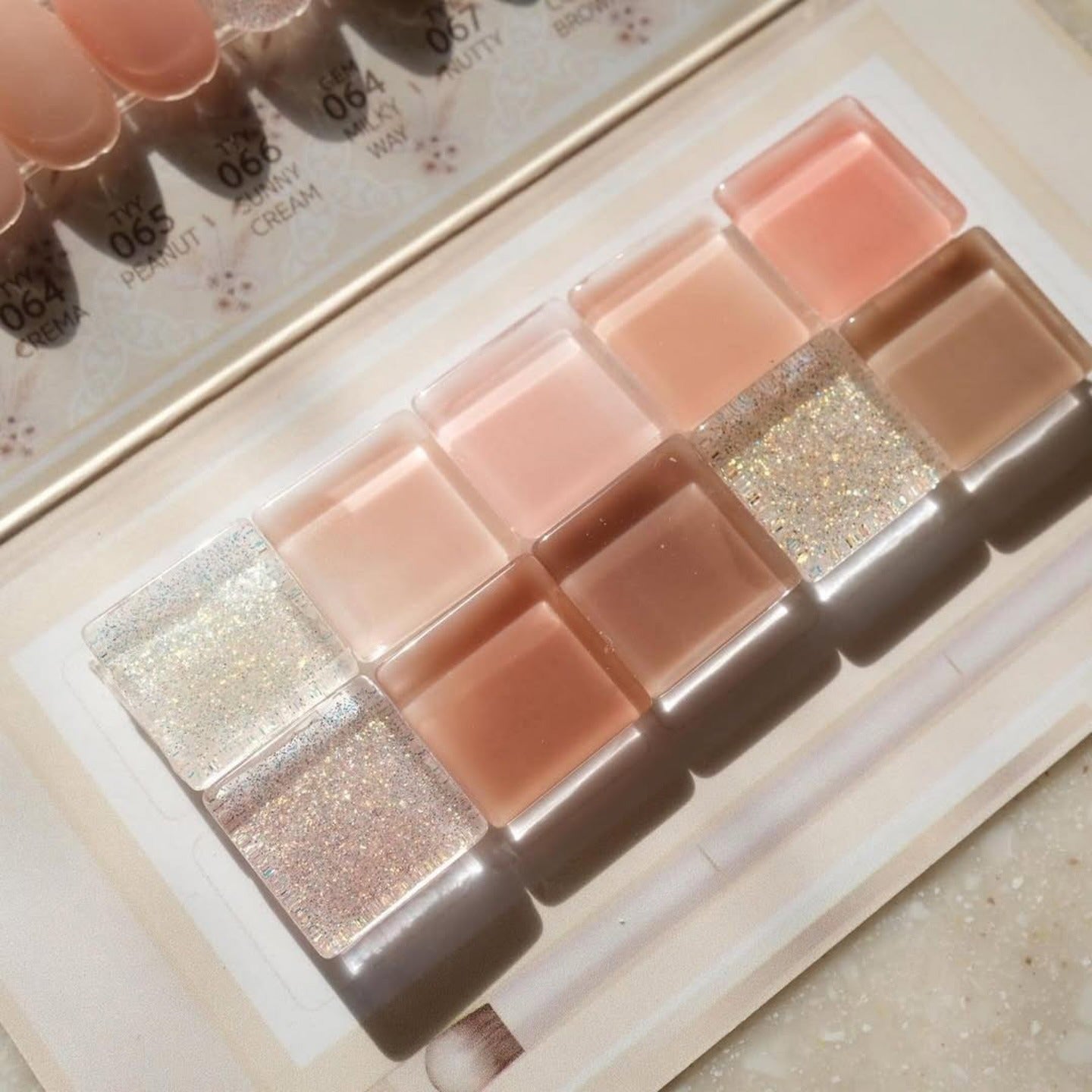 Beige & Lavender Collection