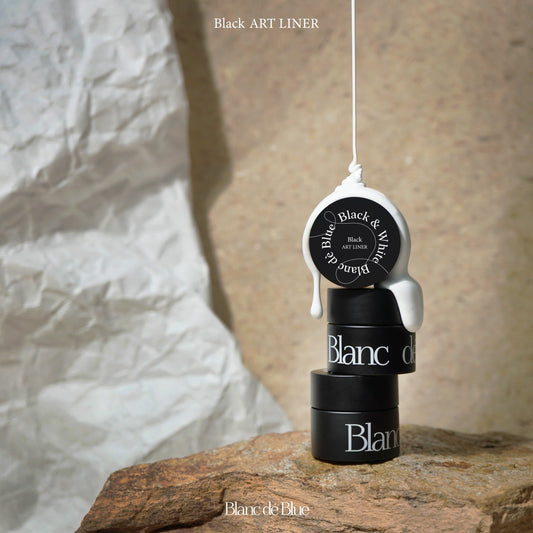 Black & White ART LINER Set