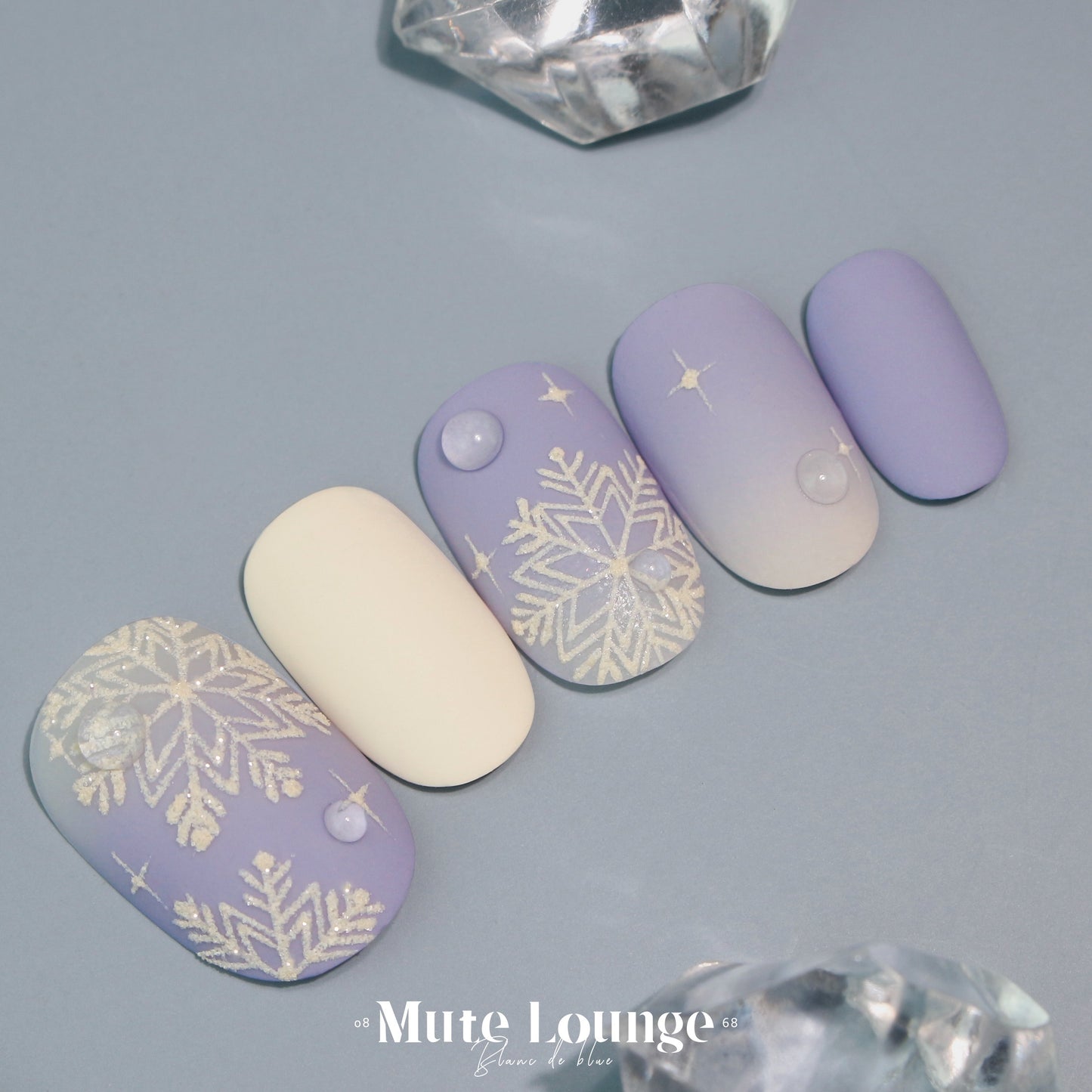 Mute Lounge Collection