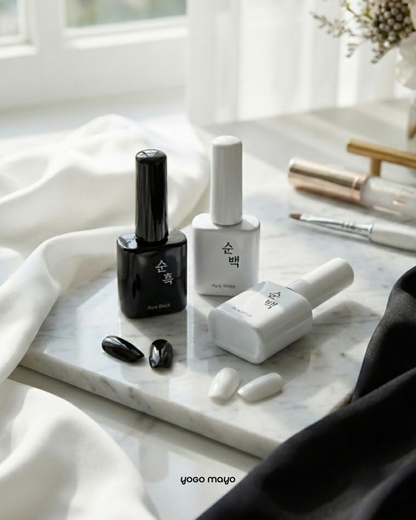 Pure White / Pure Black