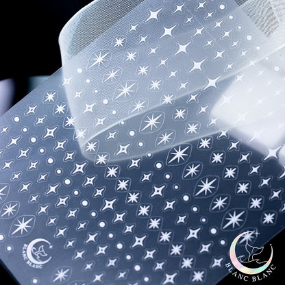 White PEARL IN THE NIGHT SKY