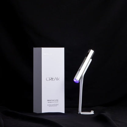 Metal Line Lamp